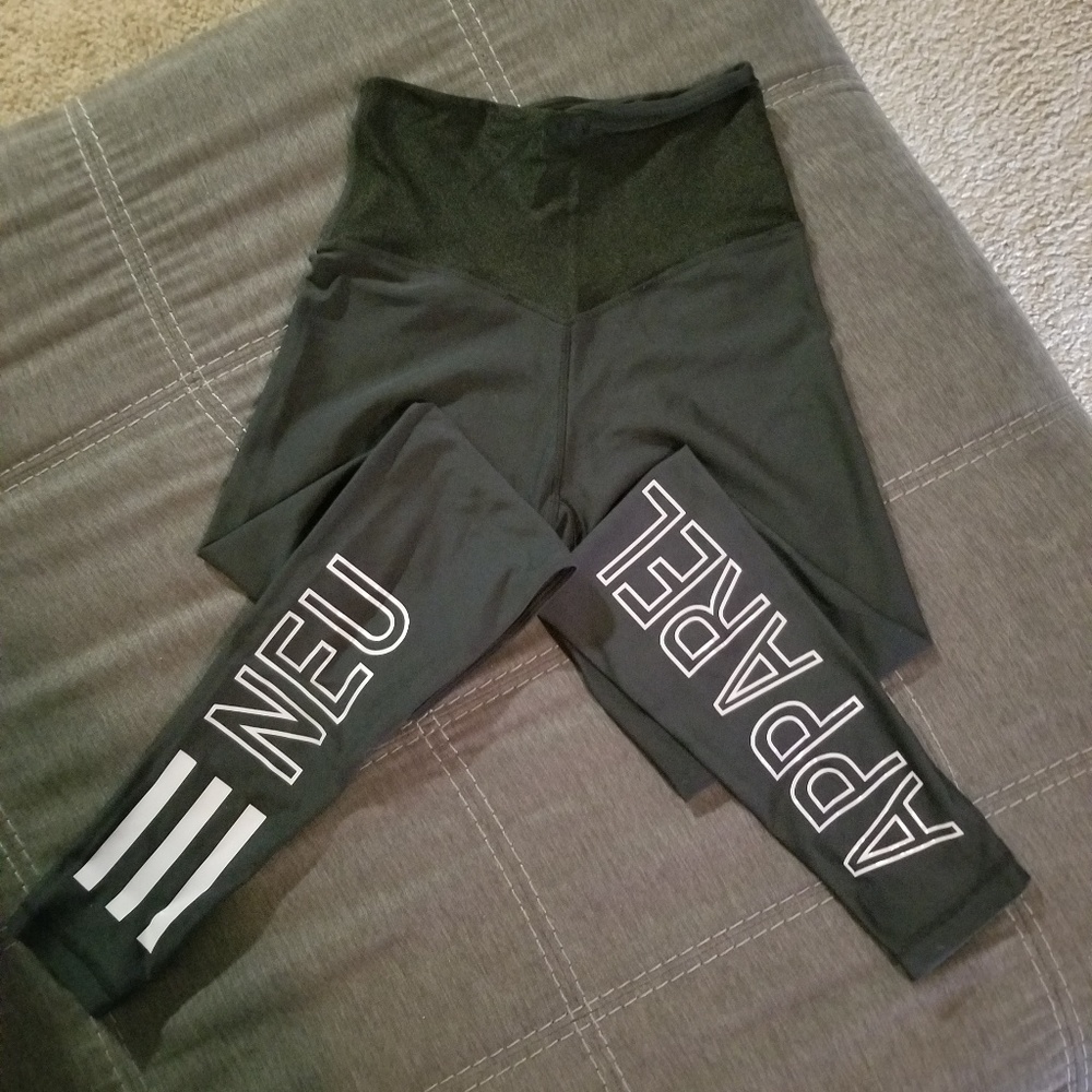 High waisted leggings